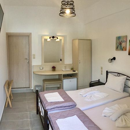 Platanos Rooms Sinoikismos Kambos エクステリア 写真