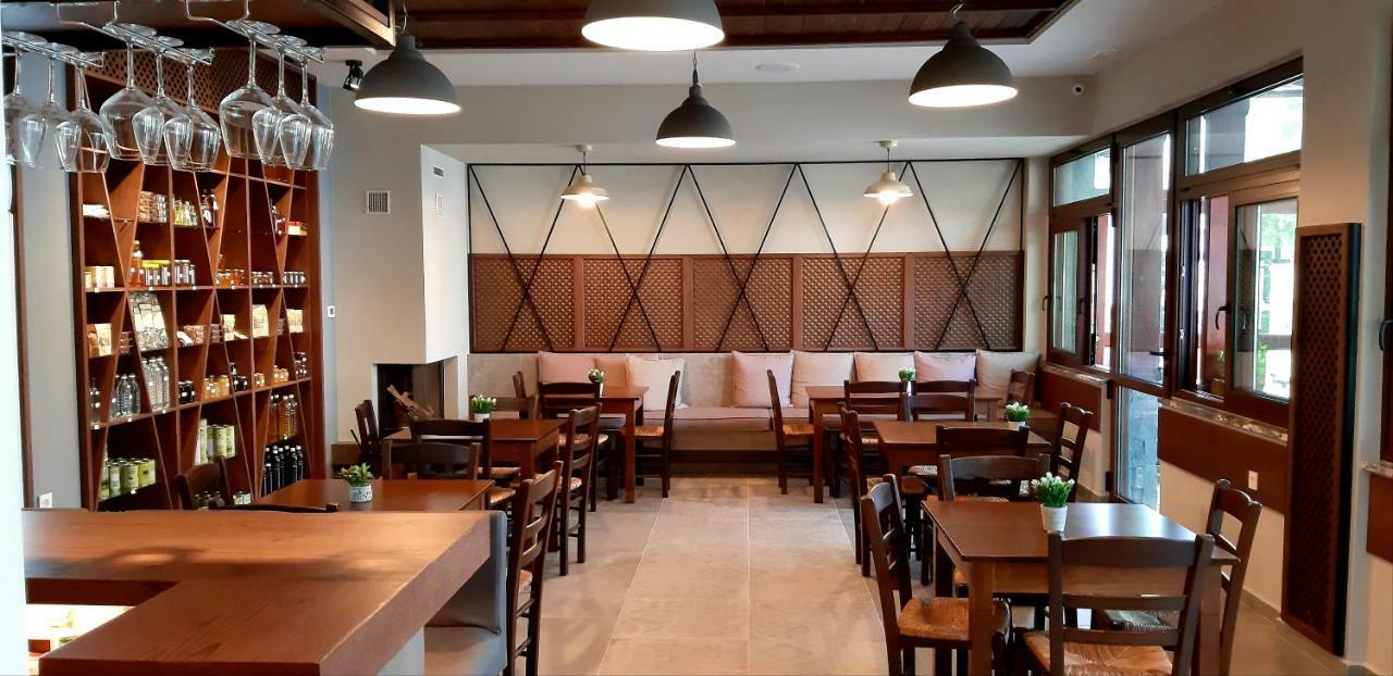 Platanos Rooms Sinoikismos Kambos エクステリア 写真